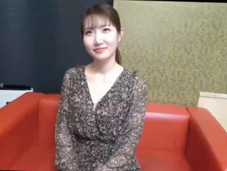 雷锋原创，熟女自摸诱惑我